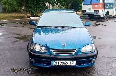 Ціни Toyota Avensis Бензин
