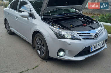 Ціни Toyota Avensis Бензин