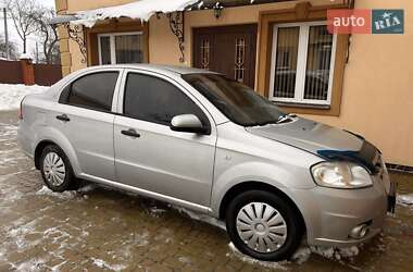 Ціни Chevrolet Aveo Бензин