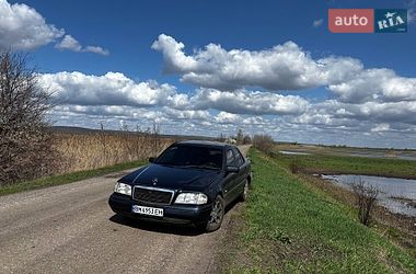 Ціни Mercedes-Benz C-Class Бензин