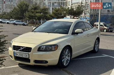 Ціни Volvo C70 Бензин