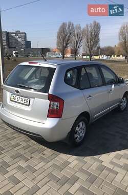 Ціни Kia Carens Бензин