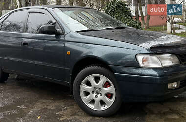 Цены Toyota Carina E Бензин