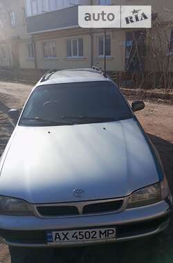 Ціни Toyota Carina Бензин