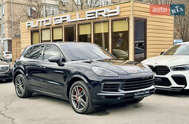 Ціни Porsche Cayenne Бензин
