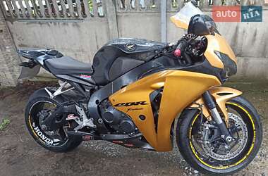Цены Honda CBR 1000RR Бензин