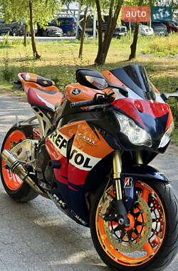 Цены Honda CBR 1000RR Бензин