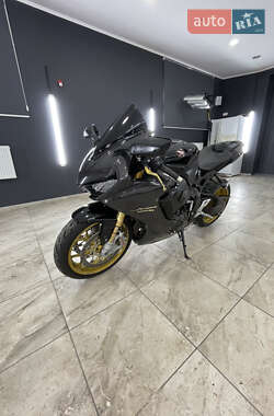 Цены Honda CBR 1000RR Бензин