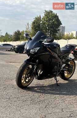 Цены Honda CBR 1000RR Бензин