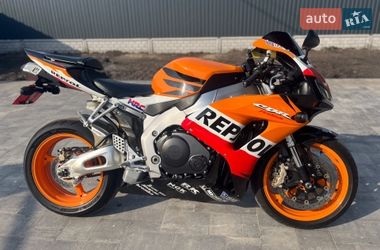 Цены Honda CBR 1000RR Бензин