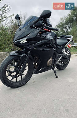 Ціни Honda CBR 400R Бензин