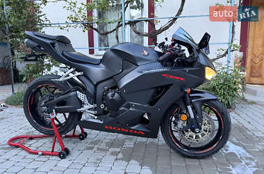 Ціни Honda CBR 600RR Бензин