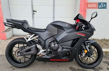 Ціни Honda CBR 600RR Бензин