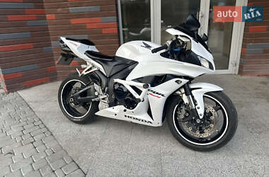 Ціни Honda CBR 600RR Бензин