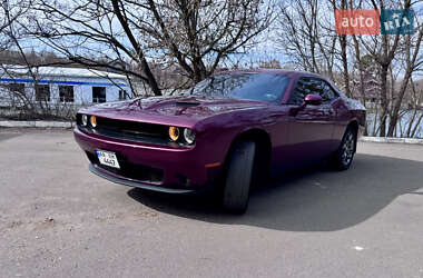 Ціни Dodge Challenger Бензин