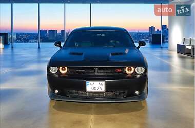 Ціни Dodge Challenger Бензин