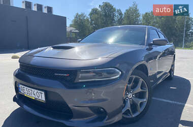 Ціни Dodge Charger Бензин