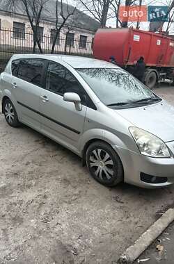 Цены Toyota Corolla Verso Бензин