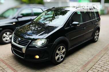 Цены Volkswagen Cross Touran Бензин