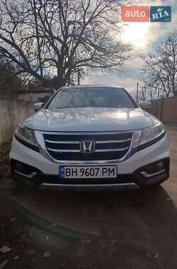 Ціни Honda Crosstour Бензин