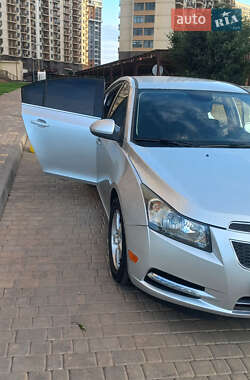 Ціни Chevrolet Cruze Бензин