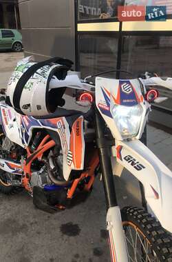 Ціни Geon Dakar GNS 300 Бензин