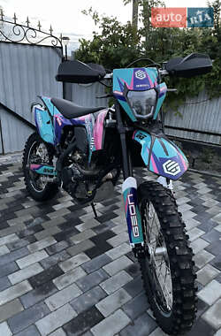 Ціни Geon Dakar GNS 300 Бензин