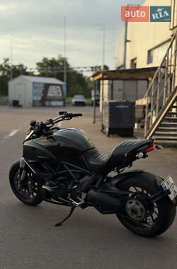 Цены Ducati Diavel Бензин