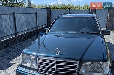 Ціни Mercedes-Benz E-Class Бензин