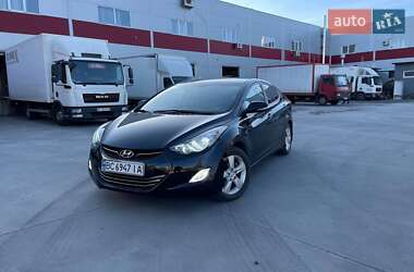 Ціни Hyundai Elantra Бензин
