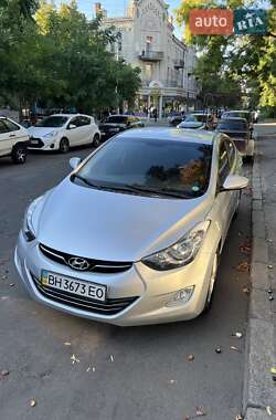 Ціни Hyundai Elantra Бензин