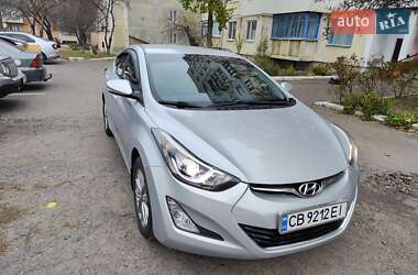 Цены Hyundai Elantra Бензин
