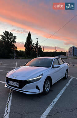 Цены Hyundai Elantra Бензин