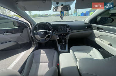 Цены Hyundai Elantra Бензин