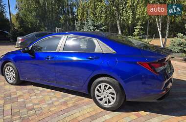 Цены Hyundai Elantra Бензин