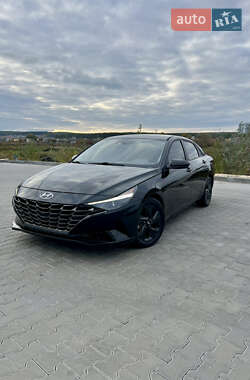 Цены Hyundai Elantra Бензин