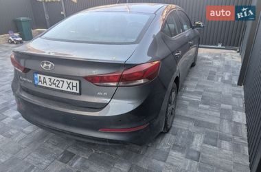 Ціни Hyundai Elantra Бензин