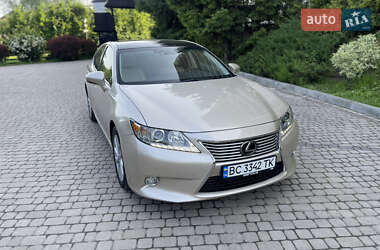 Ціни Lexus ES Бензин