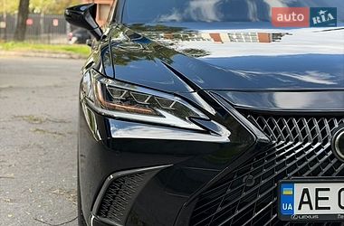 Ціни Lexus ES Бензин
