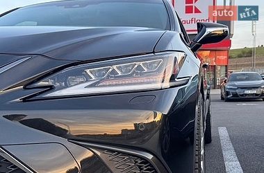Цены Lexus ES Бензин