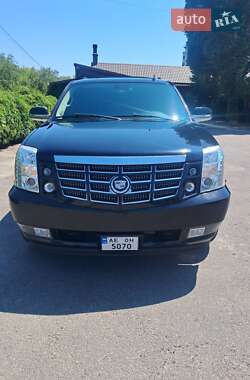 Цены Cadillac Escalade Бензин