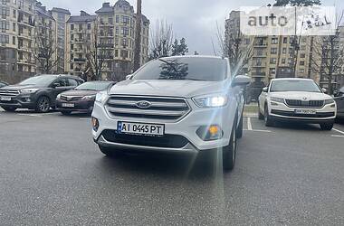 Ціни Ford Escape Бензин