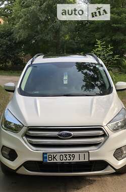 Ціни Ford Escape Бензин