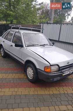 Ціни Ford Escort Бензин