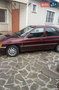 Ціни Ford Escort Бензин