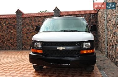 Цены Chevrolet Express Бензин