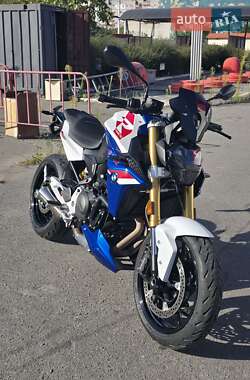 Ціни BMW F 900R Бензин