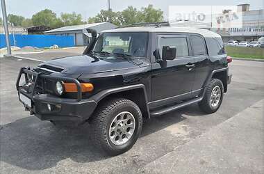 Ціни Toyota FJ Cruiser Бензин