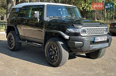 Цены Toyota FJ Cruiser Бензин