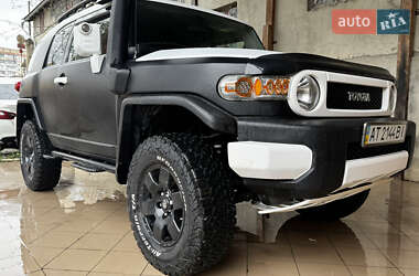 Ціни Toyota FJ Cruiser Бензин